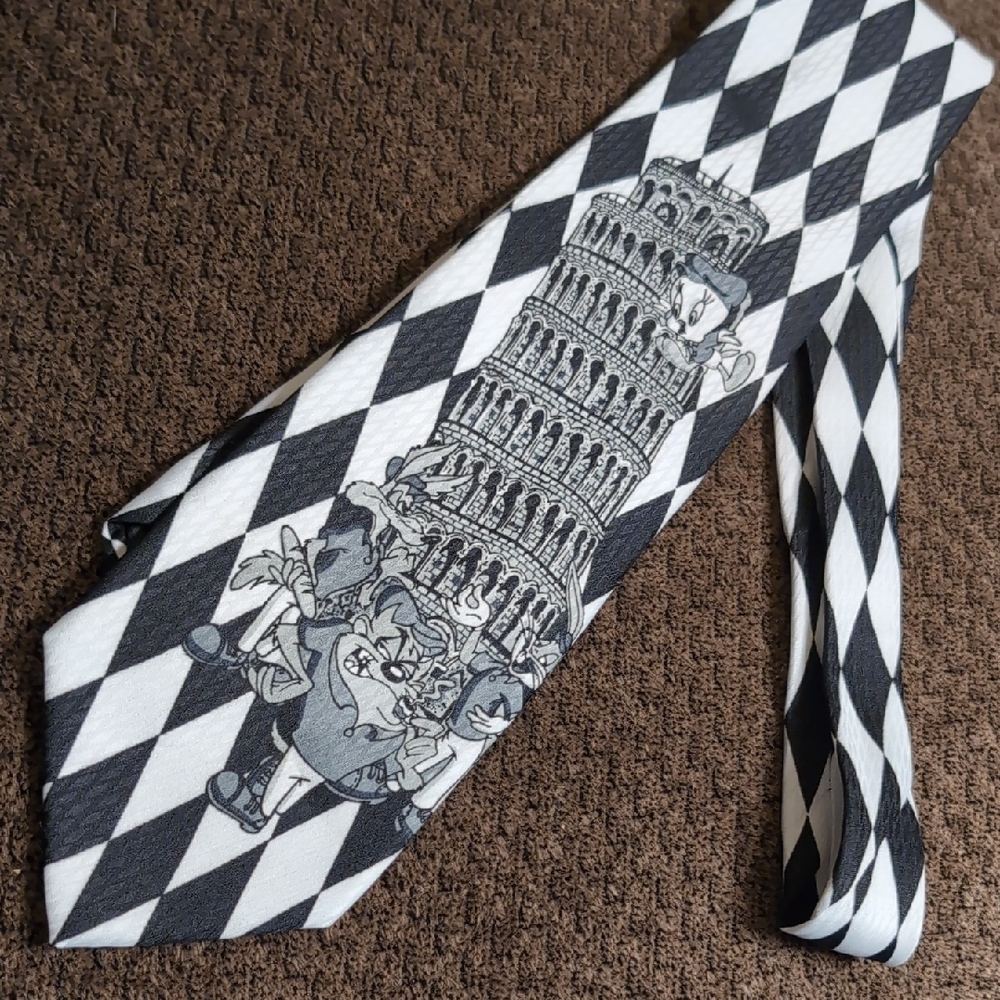 Looney Tunes Stylish Black and White Checkered Men's Tie